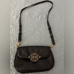 SOLD! Tory Burch Crossbody